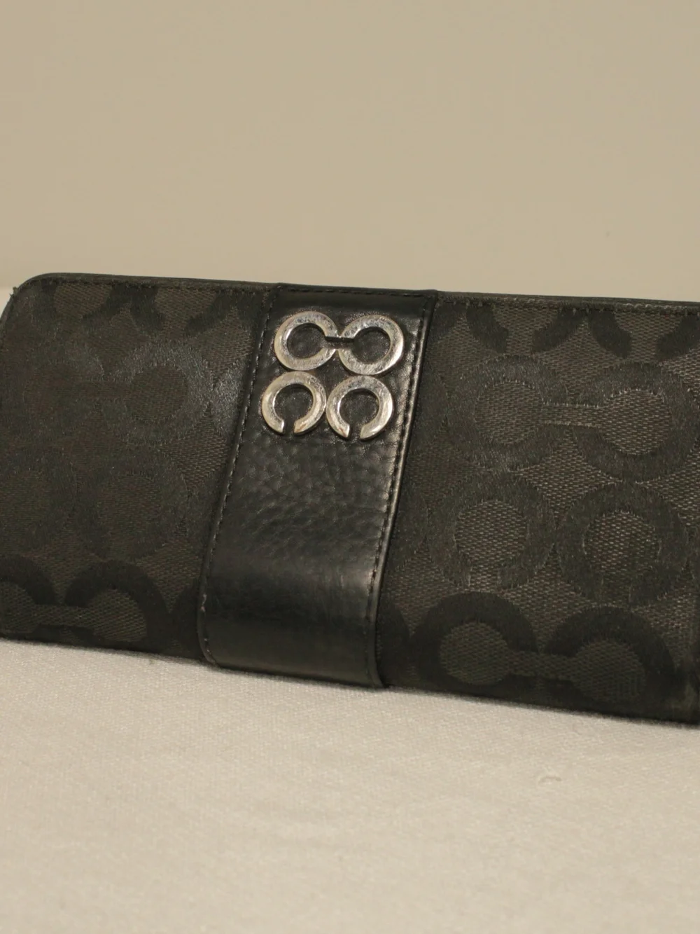 Coach continental card